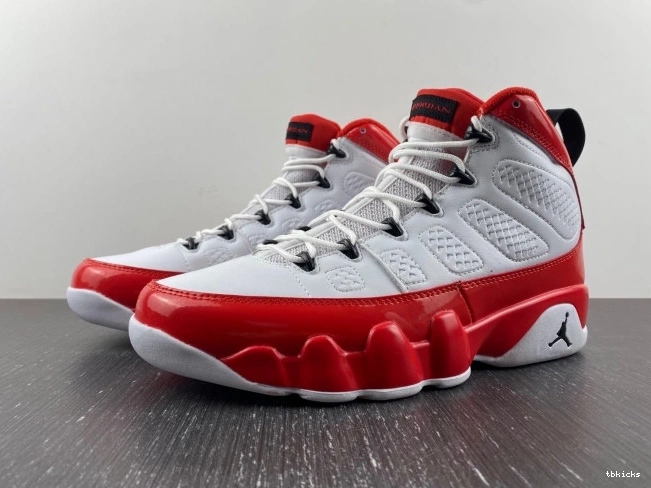 TB Gym White Jordan Retro Red 9 302370-160 Air 0701